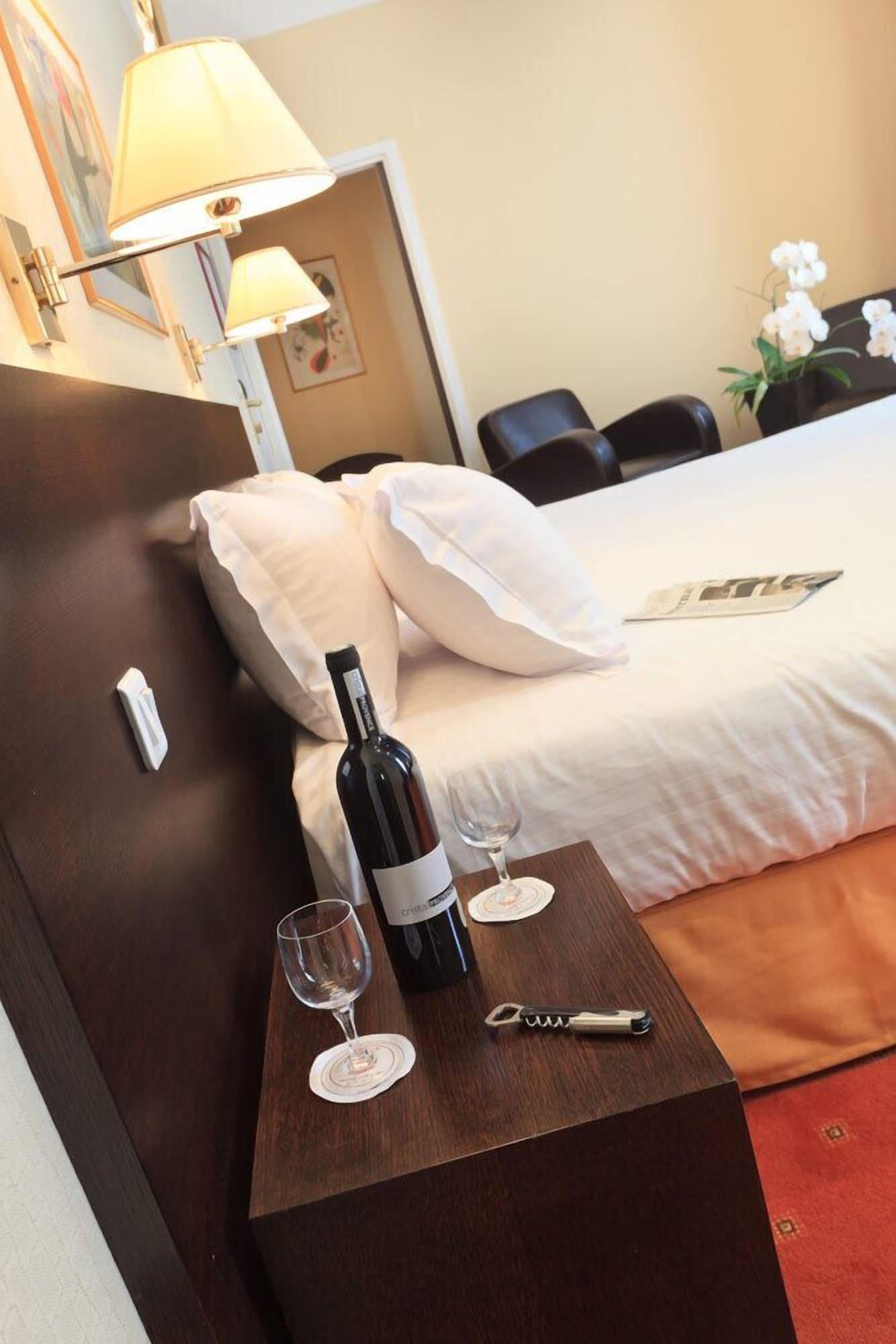 Hotel Gounod Fully Renovated Nice Bagian luar foto